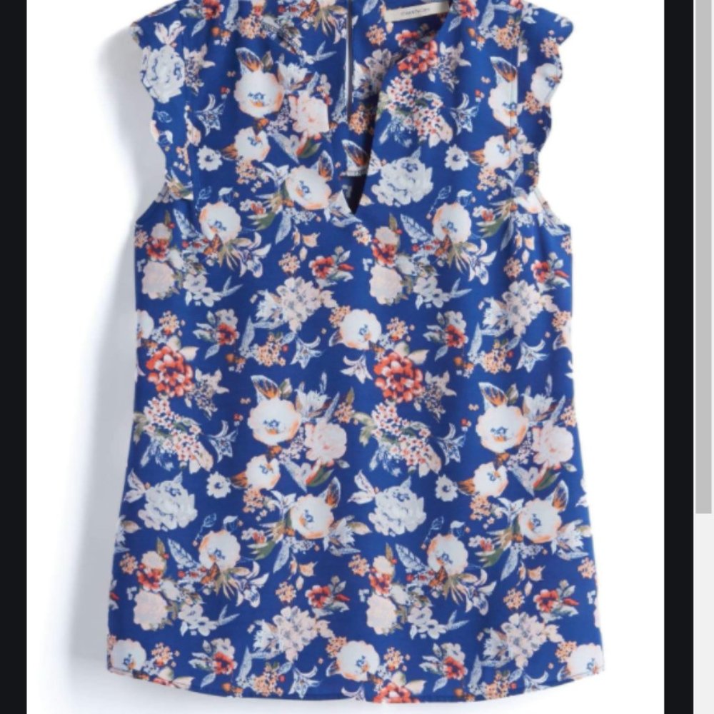 41Hawthorn Scallop Trim Blouse